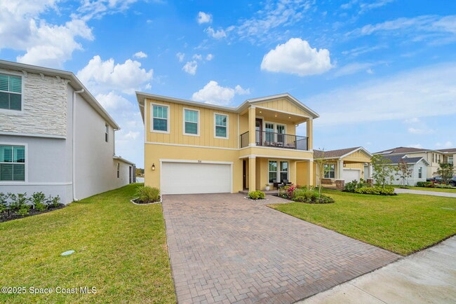 property at 715 Veridian Cir NW