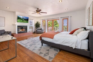 8383 Wilshire Blvd-Unit -ID1043004P in Beverly Hills, CA - Foto de edificio - Building Photo