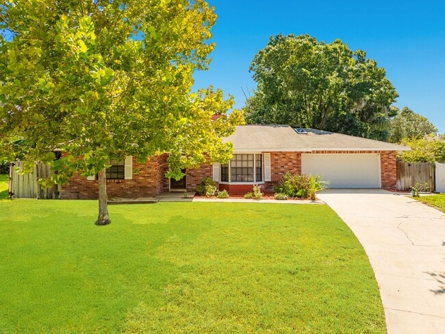 713 Hiview Cir in Port Orange, FL - Building Photo - Building Photo