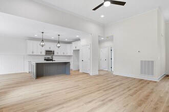 4380 McCrary Rd in Lebanon, TN - Building Photo - Building Photo