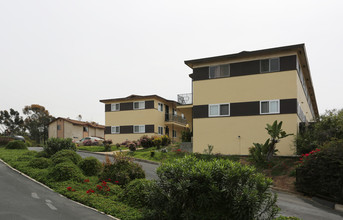 Villa Vista Apartments in Chula Vista, CA - Building Photo - Building Photo