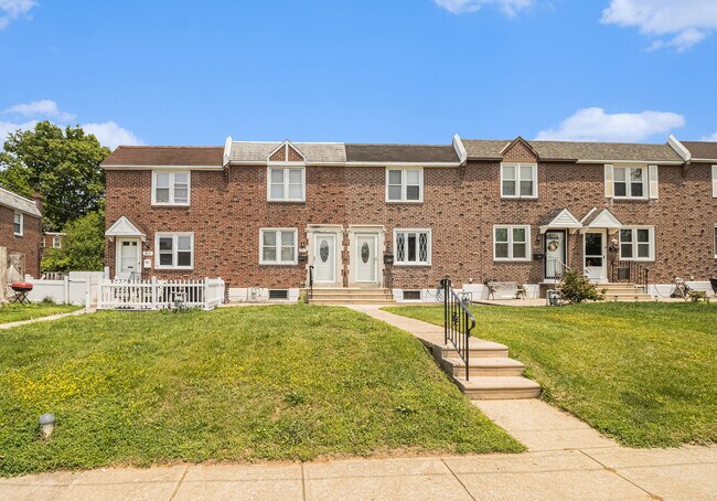 1075 Stratford Rd in Glenolden, PA - Building Photo - Building Photo