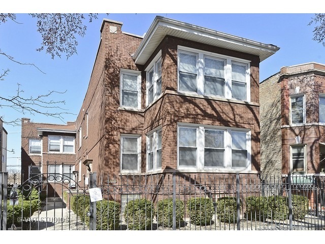 4714 N Troy St in Chicago, IL - Building Photo