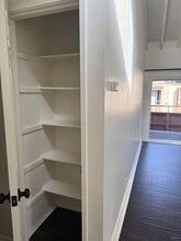 1001 W Stevens Ave, Unit 202 in Santa Ana, CA - Building Photo - Building Photo