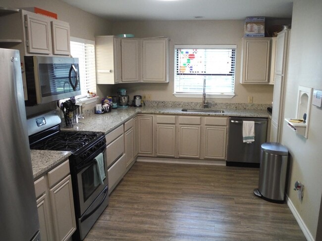 816 E Texas St in Grapevine, TX - Building Photo - Building Photo