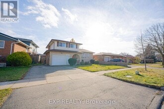 84 Wimbleton Crescent in Kitchener, ON - Building Photo - Building Photo