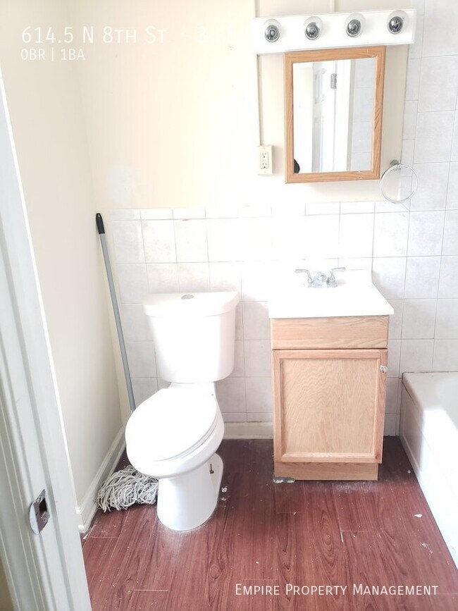 614.5 N Eighth St-Unit -3 FL in Allentown, PA - Building Photo - Building Photo