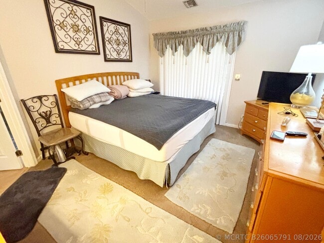 property at 114 Vía De Casas Norte