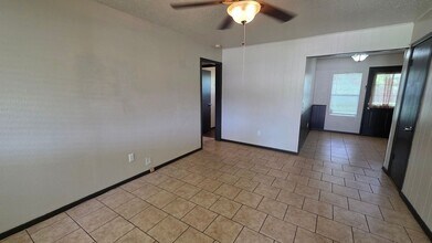 3104 Chetwood Dr in Del City, OK - Building Photo - Building Photo
