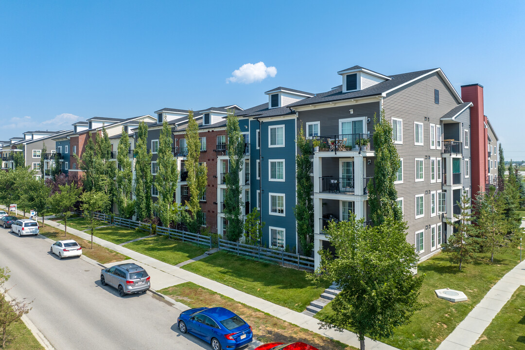 Copperfield Park II in Calgary, AB - Building Photo