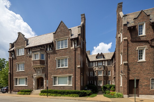 458 Winnetka Ave in Winnetka, IL - Building Photo - Building Photo