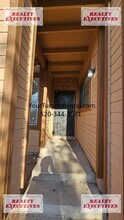 1721 W Wood Bridge Ct in Tucson, AZ - Building Photo - Building Photo