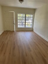 1490 NE 118th Terrace in Miami, FL - Building Photo - Building Photo