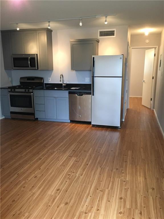 5306 Woodrow Ave-Unit -106 in Austin, TX - Foto de edificio - Building Photo