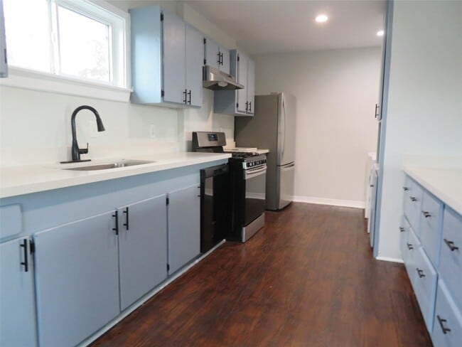 property at 5014 Walker St