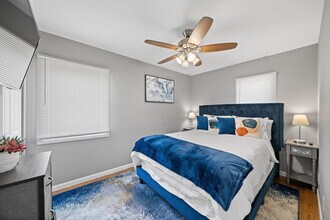 21937 E Churchill Dr in Richton Park, IL - Foto de edificio - Building Photo