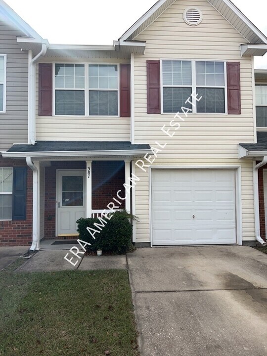 387 Crooked Pine Trail in Crestview, FL - Building Photo