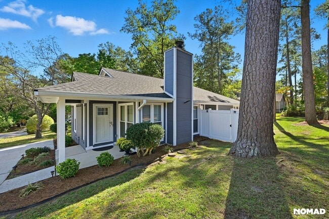 property at 4591 Oakfield Ct