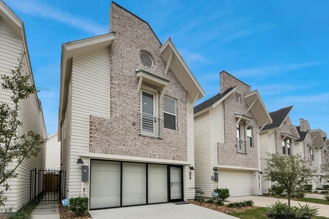 6018 Knox St in Houston, TX - Foto de edificio - Building Photo