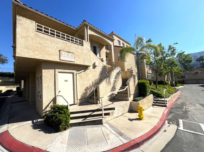 property at 3100 Puesta Del Sol Ct