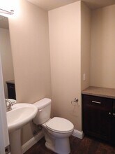 1359 Browning St in Redding, CA - Building Photo - Building Photo