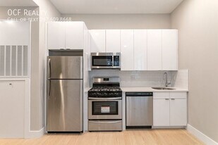 1836 Frankford Ave in Philadelphia, PA - Building Photo