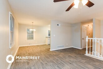 8807 Crown Ct in Jonesboro, GA - Building Photo - Building Photo