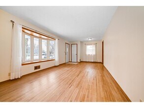 7201 Kentucky Ave N in Minneapolis, MN - Building Photo - Building Photo