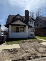 54 Massachusetts St in Highland Park, MI - Building Photo