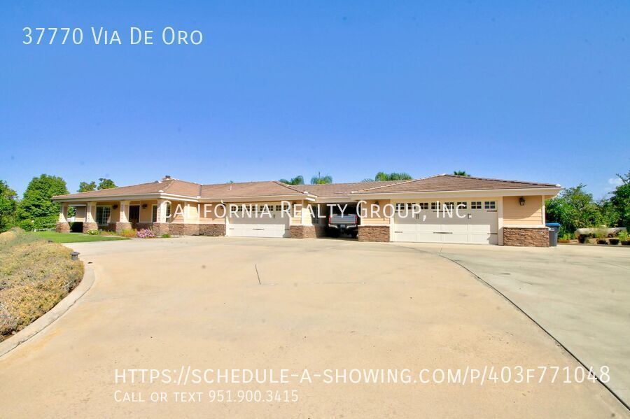 37770 Vía De Oro in Temecula, CA - Building Photo