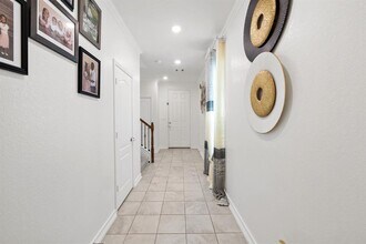 200 Lemon Light Ln in Pflugerville, TX - Building Photo - Building Photo