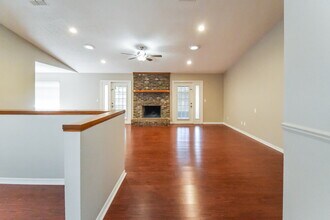 704 Orchis Way in Brandon, FL - Building Photo - Building Photo