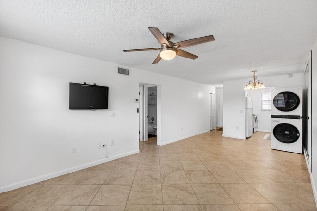 600 SW 2nd Ave