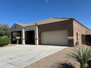 13545 W Desert Moon Way in Peoria, AZ - Building Photo - Building Photo