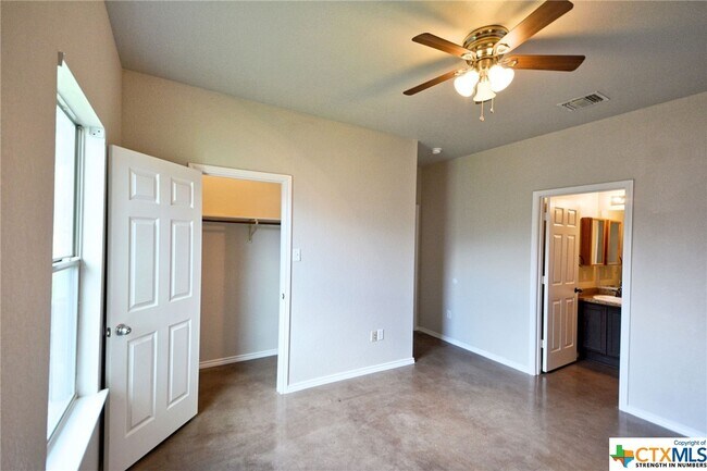 147 Rosedale Ave in New Braunfels, TX - Building Photo - Building Photo