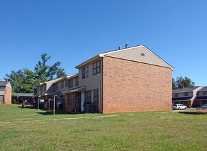 Gallery at West Greenville in Greenville, SC - Building Photo - Building Photo