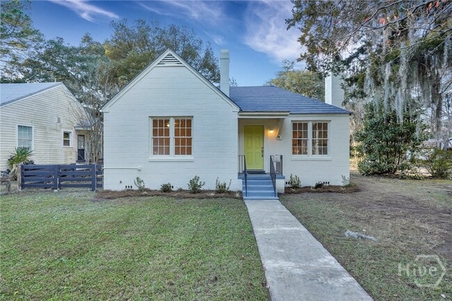 property at 19 Palm Ave