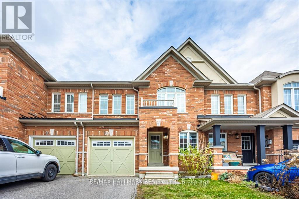 88 Elliottglen Dr in Ajax, ON - Building Photo