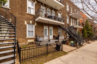 5537-5539 9E Av in Montréal, QC - Building Photo