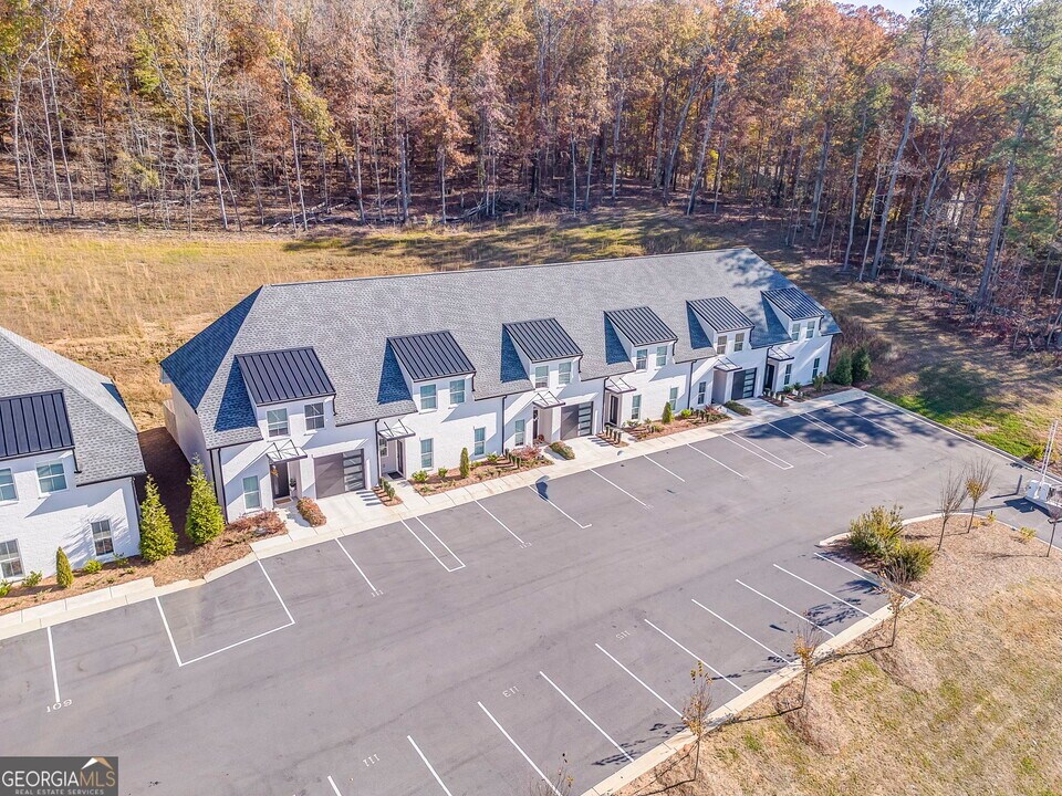 121 Chateau Dr SE in Rome, GA - Building Photo