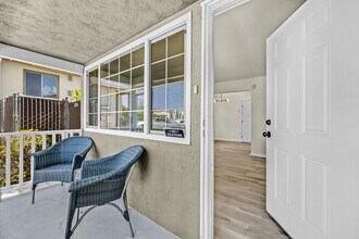 3042 Maple Ave in Oakland, CA - Building Photo - Building Photo