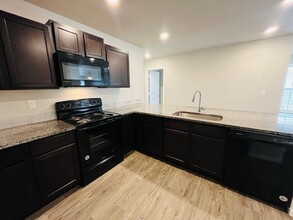 2408 144th St in Lubbock, TX - Building Photo - Building Photo