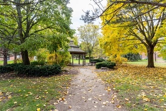 Northfield Gardens in Waterloo, ON - Building Photo - Building Photo