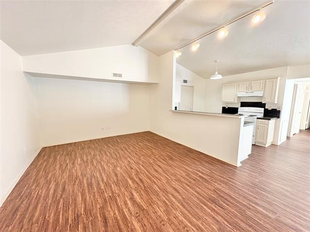 658 Stonehenge Dr in Grand Prairie, TX - Building Photo - Building Photo