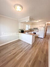 3208 Pinecrest Dr in Raleigh, NC - Building Photo - Building Photo