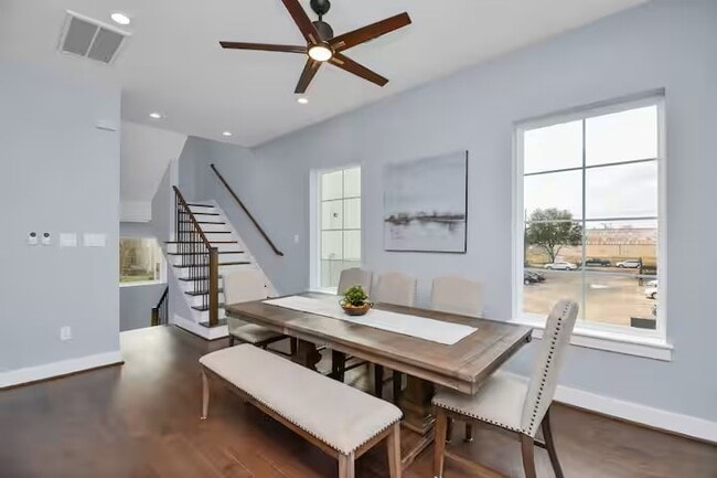 3412 Dixie Dr in Houston, TX - Building Photo - Building Photo