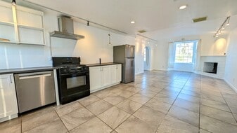 72404 Cactus Dr, Unit B in Twentynine Palms, CA - Building Photo