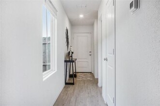 1500 Teak Ln in Fort Worth, TX - Building Photo - Building Photo