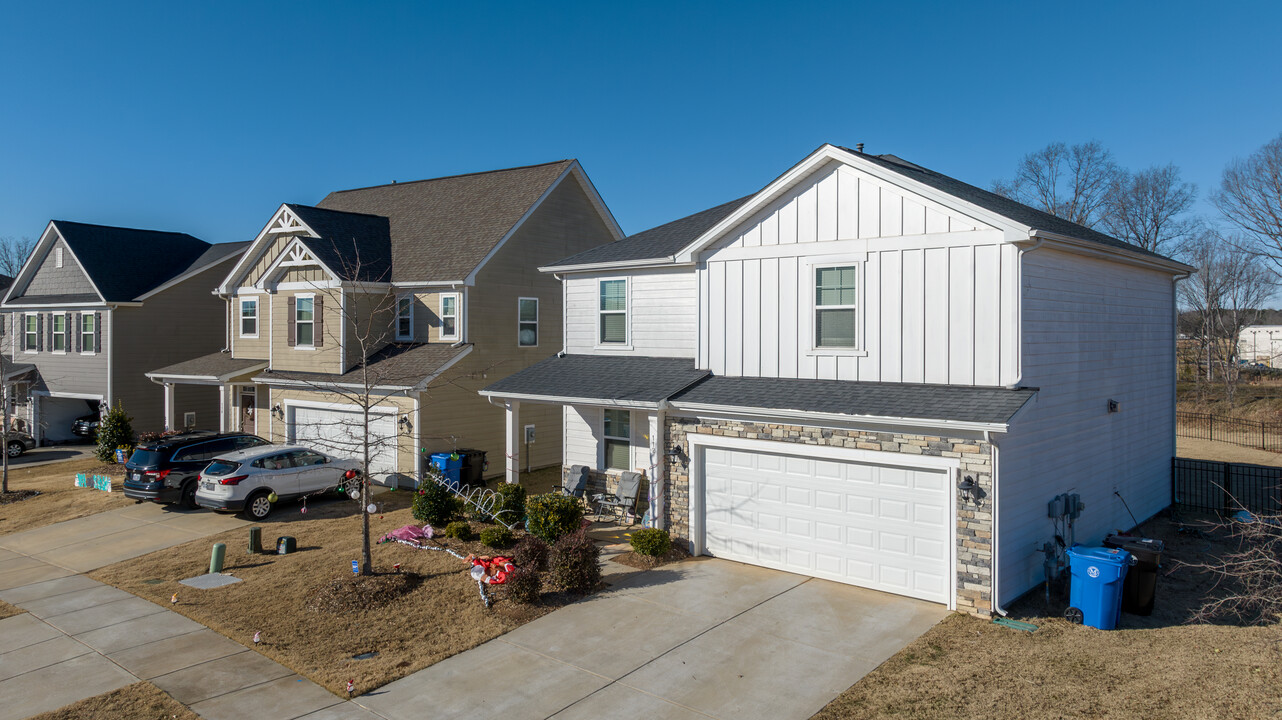 Reserve at Ashlyn Creek in Mooresville, NC - Building Photo