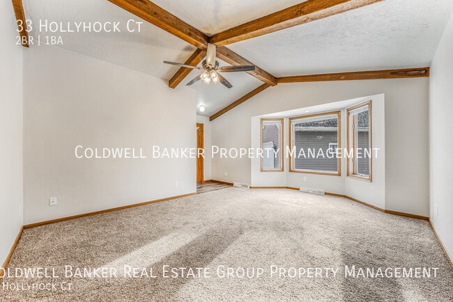 33 Hollyhock Ct in Appleton, WI - Building Photo - Building Photo